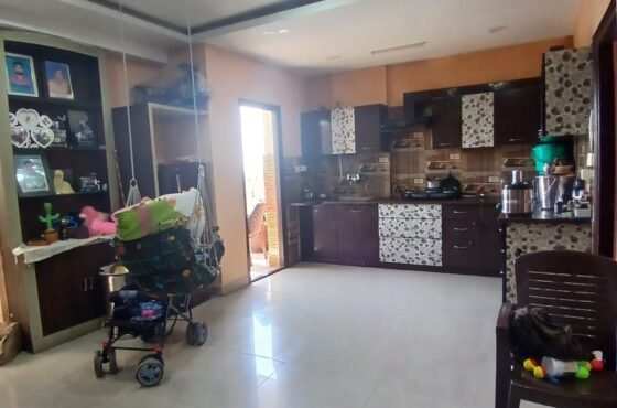 1370 Sq Ft Apartment for Sale in Paramount Society – ₹56 Lakh